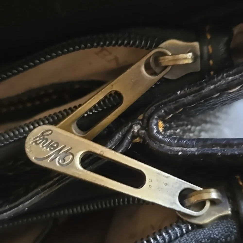 Wenz Collection Purse - Picture 7 of 12